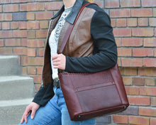Load image into Gallery viewer, Concealed Carry Juliana Leather Hobo