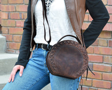 Load image into Gallery viewer, Concealed Carry Oaklee Crossbody by Lady Conceal