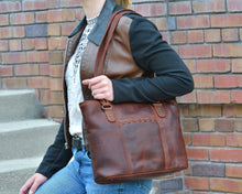 Load image into Gallery viewer, Concealed Carry Peyton Leather Tote
